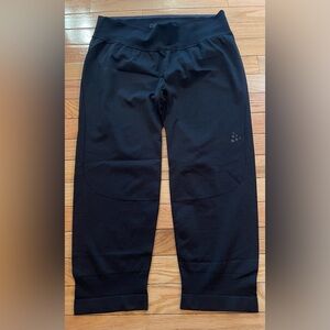 Craft Black Sportswear Capri Leggings Women’s XL